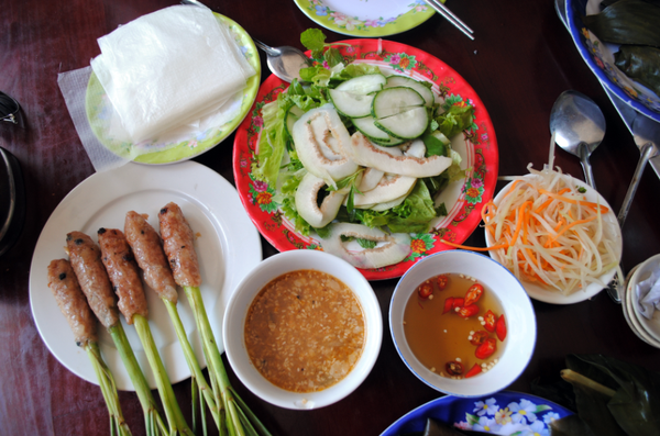 5 trải nghiệm thú vị khiến bạn thay đổi suy nghĩ Huế chẳng có gì vui - Ảnh 11. 5 trải nghiệm thú vị khiến bạn thay đổi suy nghĩ Huế chẳng có gì vui - Ảnh 11.