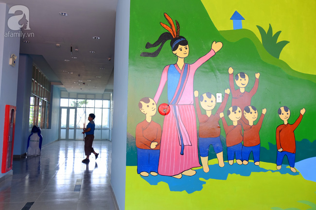Phụ huynh hào hứng đưa trẻ đến vui chơi tại Nhà thiếu nhi hoành tráng nhất Sài Gòn - Ảnh 6.