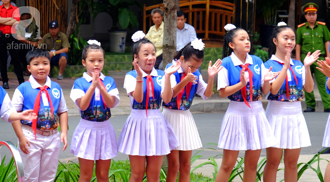 Trẻ em, người lớn hân hoan trong ngày khánh thành nhà thiếu nhi TP.HCM - Ảnh 3.