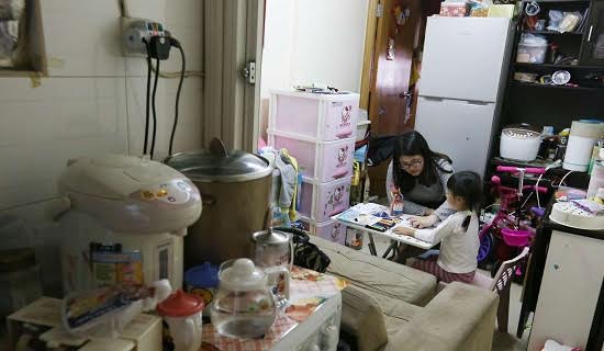 Cuộc sống khó tin của người dân quận nghèo nhất Hồng Kông - Ảnh 2.