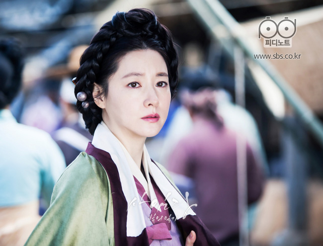 Khán giả đau lòng chứng kiến cảnh Lee Young Ae chết trong bản phim chưa cắt của Saimdang - Ảnh 3.