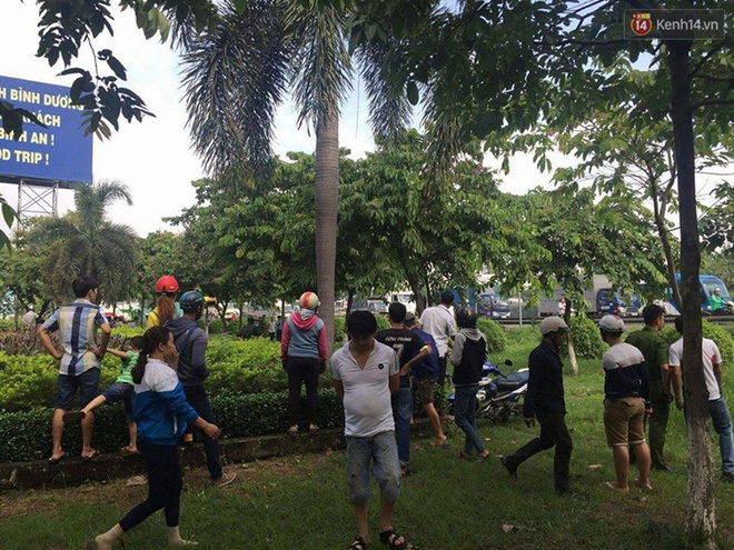 Phát hiện cô gái trẻ tử vong bất thường trong công viên ven quốc lộ 1 - Ảnh 2. Phát hiện cô gái trẻ tử vong bất thường trong công viên ven quốc lộ 1 - Ảnh 2.