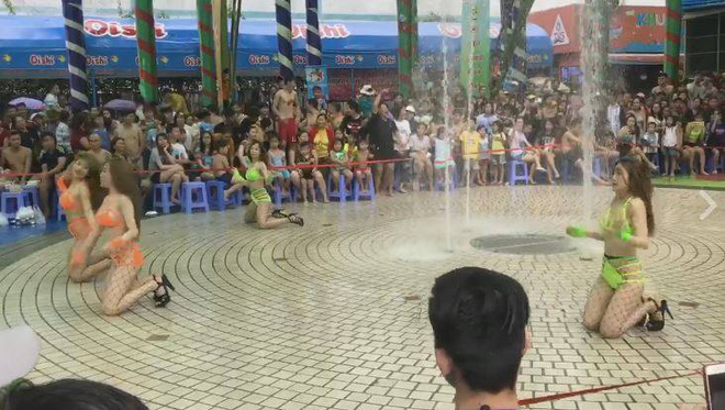 Vụ dàn “chân dài” nhảy sexy phản cảm trước mặt nhiều trẻ nhỏ: Không diễn ra ở Công viên văn hóa Đầm Sen - Ảnh 1.