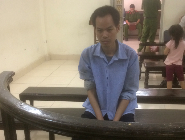 Bi kịch cựu SV Hà Nội có 3 tấm bằng quốc tế vướng vào tội Giết người: Nỗi đau cùng cực của người mẹ nghèo - Ảnh 1. Bi kịch cựu SV Hà Nội có 3 tấm bằng quốc tế vướng vào tội Giết người: Nỗi đau cùng cực của người mẹ nghèo - Ảnh 1.