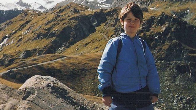 23 năm sau khi bị sát hại, trái tim cậu bé 7 tuổi này mới thật sự ngừng đập - Ảnh 1.