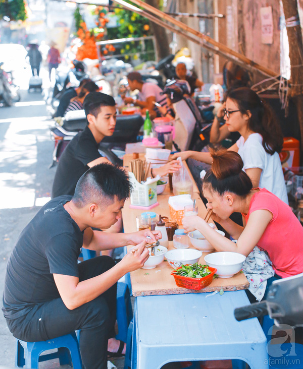 4 quán bún ốc cổ truyền hàng chục năm tuổi nếu không biết, đừng nhận là sành ăn ở Hà Nội - Ảnh 20.
