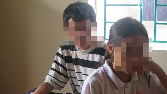 Khởi tố gã hàng xóm nhiễm HIV xâm hại bé gái ở Ninh Bình - Ảnh 1.
