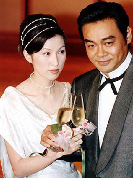 20 năm bên nhau không con cái, Hoa hậu xấu nhất Hong Kong vẫn được chồng yêu thương trọn vẹn - Ảnh 3.