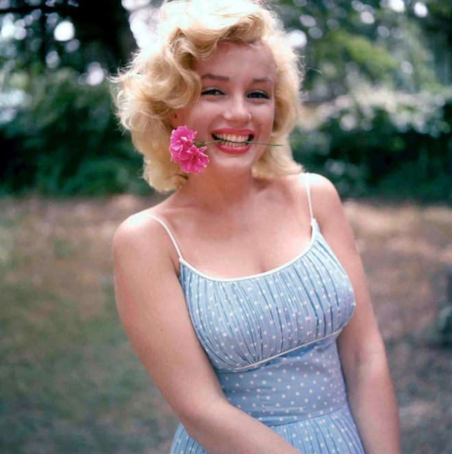 8 điều bí mật tạo nên gương mặt huyền thoại mang tên Marilyn Monroe - Ảnh 2.