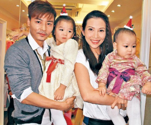 Hoa đán TVB Thái Thiếu Phân: Hạnh phúc mỉm cười sau những năm tháng đầy tủi nhục vì mẹ ruột - Ảnh 9.