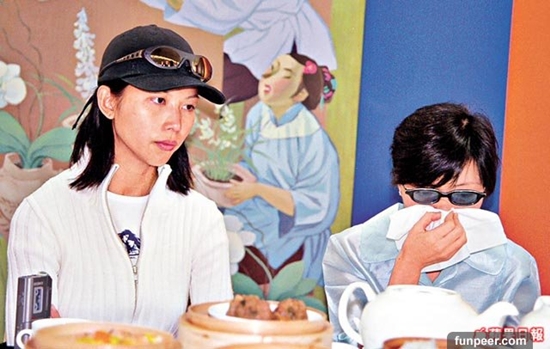 Hoa đán TVB Thái Thiếu Phân: Hạnh phúc mỉm cười sau những năm tháng đầy tủi nhục vì mẹ ruột - Ảnh 5.