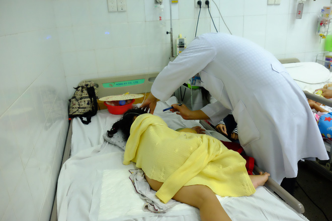 Vụ tai nạn kinh hoàng ở Tây Ninh: Con gái bị xuất huyết não, mẹ chỉ biết khóc nguyện cầu cho con - Ảnh 10.