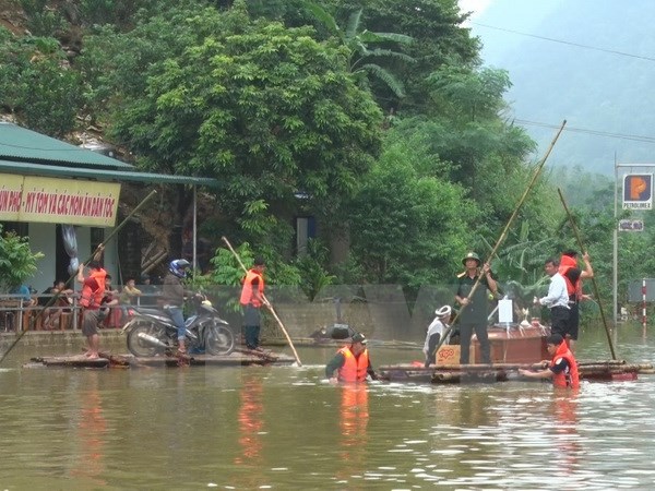 Lý giải nguyên nhân dẫn đến thiệt hại nặng nề trong đợt mưa lũ - Ảnh 2. Lý giải nguyên nhân dẫn đến thiệt hại nặng nề trong đợt mưa lũ - Ảnh 2.