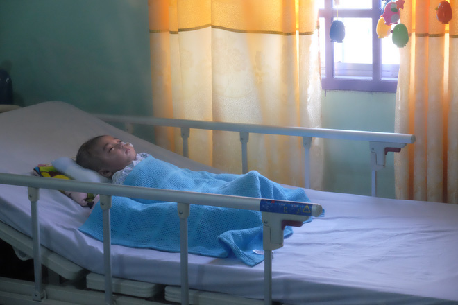 Bến Tre: Mái ấm nuôi dưỡng bé Phạm Đức Lộc xuất hiện dịch tiêu chảy, 17 trẻ phát bệnh, 1 trẻ tử vong - Ảnh 4.
