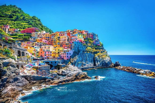 Đến Cinque Terre, chạm tay vào giấc mơ mang màu cổ tích của nước Ý - Ảnh 1.