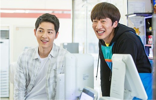 Lee Kwang Soo gửi tới Song Joong Ki: Tôi tự tin nói rằng cậu sẽ là một người chồng tốt, người cha tốt - Ảnh 1.