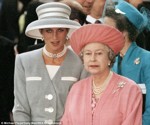Phản ứng ít ai ngờ của vợ chồng Nữ hoàng Anh về cuộc hôn nhân của Công nương Diana lần đầu được hé lộ - Ảnh 4.