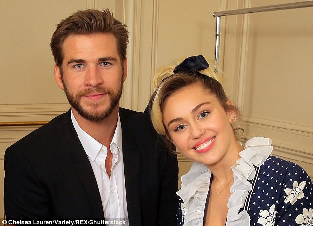 Thực hư chuyện Miley Cyrus mang bầu 2 tháng với bạn trai Liam Hemsworth - Ảnh 2.