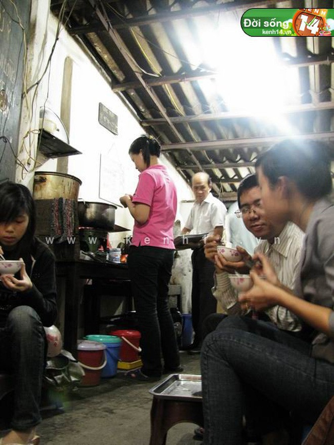 Tin ấm mùa Đông: 3 ngày nữa, quán bánh trôi tàu nổi tiếng của cố nghệ sĩ Phạm Bằng sẽ mở lại - Ảnh 8.