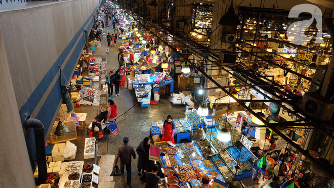 Đi Seoul mà mê hải sản, nhất định phải đến chợ Norangjin - Ảnh 1.