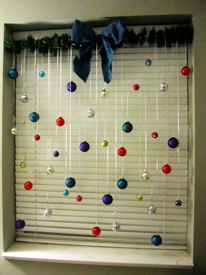 Mang không khí Giáng sinh đến từng khung cửa sổ nhà bạn với hàng loạt ý tưởng trang trí sáng tạo - Ảnh 2.