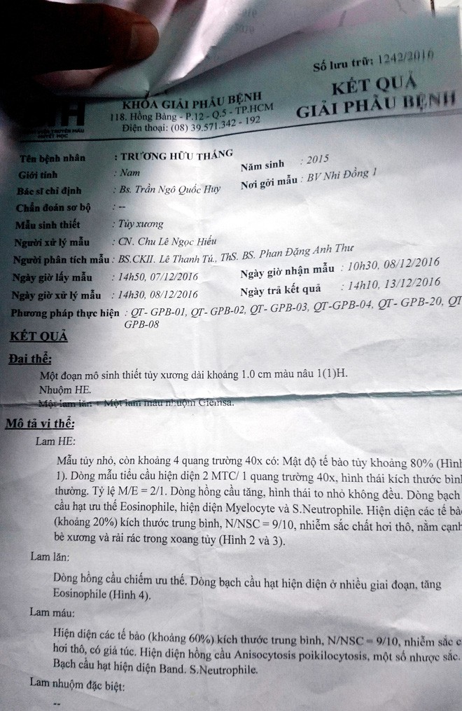 Mẹ bỏ rơi khi mới 10 ngày tuổi, bé trai bệnh ung thư máu được “người dưng” cưu mang suốt 2 năm trời - Ảnh 6. Mẹ bỏ rơi khi mới 10 ngày tuổi, bé trai bệnh ung thư máu được “người dưng” cưu mang suốt 2 năm trời - Ảnh 6.