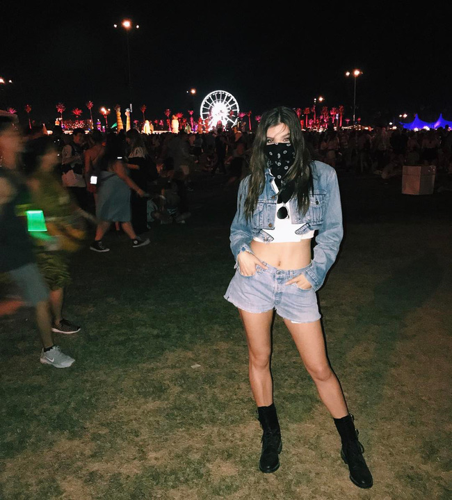 29 bức ảnh Instagram hot nhất của dàn trai đẹp gái xinh Hollywood tại Coachella 2017 - Ảnh 14.