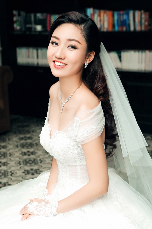 Chi Pu, Phạm Hương, HH Phương Nga cùng 15 nhan sắc Vbiz được báo Trung bầu chọn sở hữu vẻ đẹp điển hình - Ảnh 14. Chi Pu, Phạm Hương, HH Phương Nga cùng 15 nhan sắc Vbiz được báo Trung bầu chọn sở hữu vẻ đẹp điển hình - Ảnh 14.