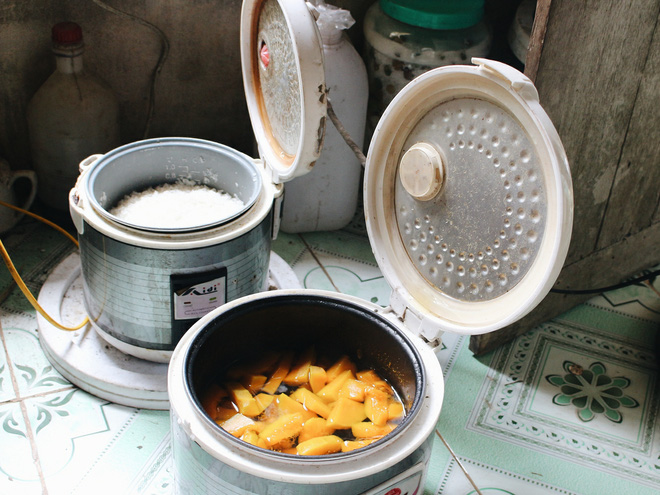 Bi kịch cựu SV Hà Nội có 3 tấm bằng quốc tế vướng vào tội Giết người: Nỗi đau cùng cực của người mẹ nghèo - Ảnh 17. Bi kịch cựu SV Hà Nội có 3 tấm bằng quốc tế vướng vào tội Giết người: Nỗi đau cùng cực của người mẹ nghèo - Ảnh 17.
