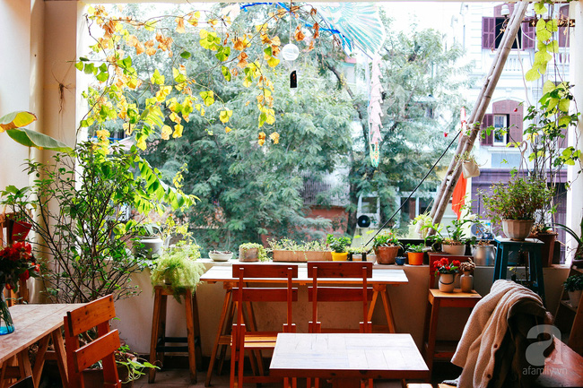 5 quán cà phê náu trong tập thể cũ tưởng không xinh mà xinh không tưởng ở Hà Nội - Ảnh 14.