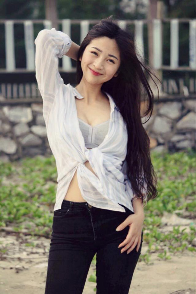 Mướt mát mồ hôi nhưng hot girl múa côn vẫn sexy quá đỗi - Ảnh 20.