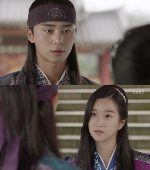 Hoa kiếm Hwarang Park Seo Joon bị gán mác Hoàng đế để bảo vệ Park Hyung Sik - Ảnh 3.