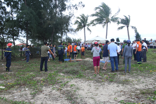 3 học sinh lớp 9 ở Quảng Nam chết đuối thương tâm tại bãi biển Đà Nẵng - Ảnh 3.