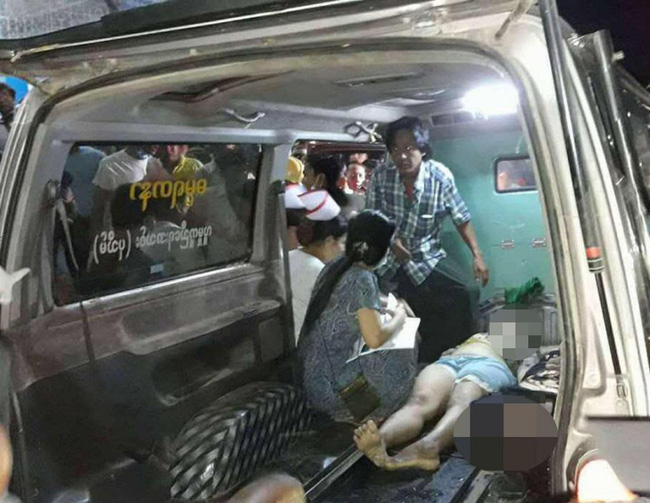 Lật phà chở khách đi ăn cưới ở Myanmar, 20 người chết - Ảnh 3. Lật phà chở khách đi ăn cưới ở Myanmar, 20 người chết - Ảnh 3.