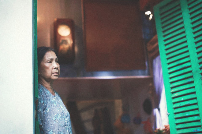 Chuyện trong chung cư Có căn nhà nằm nghe nắng mưa: Cụ bà giúp việc 60 năm ở Sài Gòn, cuối đời được người dưng chăm sóc - Ảnh 3.