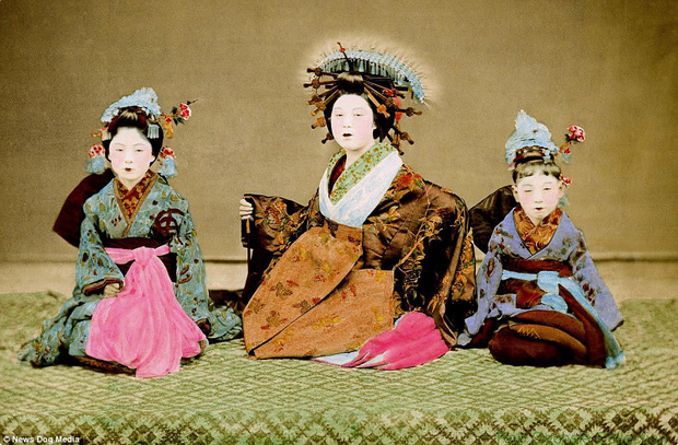 Cuộc sống của các cô gái bán hoa Nhật Bản thời xưa, phải giam mình trong lồng gỗ ở khu nhà thổ rộng 81.000m2 - Ảnh 3.