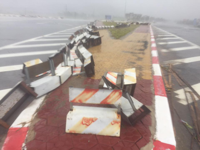 7 người thương vong ở Quảng Bình, 2 tàu chìm ở Quảng Ninh, Nghệ An - Hà Tĩnh tan hoang sau bão - Ảnh 42.