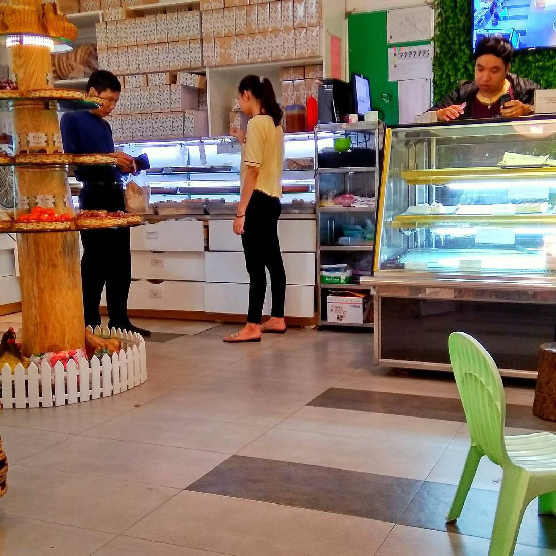 Mách bạn 4 hàng bánh rán chỉ từ 1k mà chủ hàng lúc nào cũng niềm nở ...