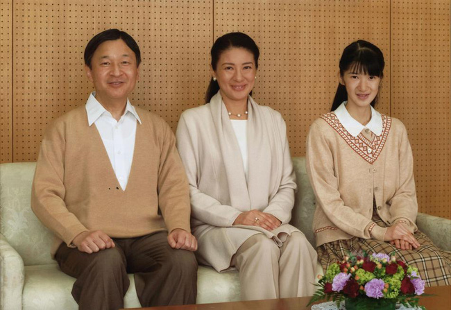 Công chúa Nhật xuất hiện với gương mặt hốc hác và thân hình gầy gò khiến nhiều người lo lắng - Ảnh 22.
