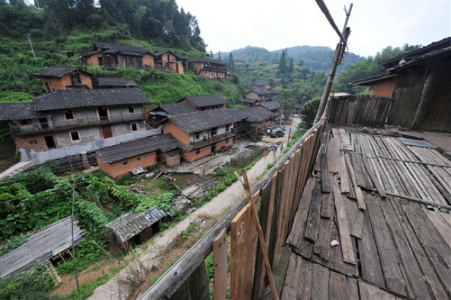 Ngôi làng bí ẩn nhất Trung Quốc: Không một con muỗi nào dám bén mảng đến gần trong suốt 1.000 năm qua - Ảnh 4.