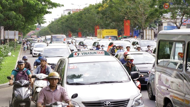 Chuyện gây tranh cãi: Cô gái bức xúc khi tài xế từ chối vì bắt taxi từ CT Plaza vào sân bay chỉ 600 mét - Ảnh 4.