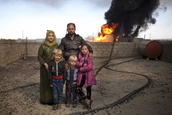 Ngày của cha: Những người cha trong cuộc chiến chống lại cái ác để bảo vệ con gái ở Iraq - Ảnh 4.