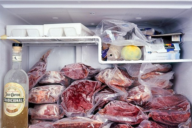Để trứng, rau, đồ ăn thừa trong tủ lạnh: Nhiều người mắc sai lầm mà không biết - Ảnh 4.