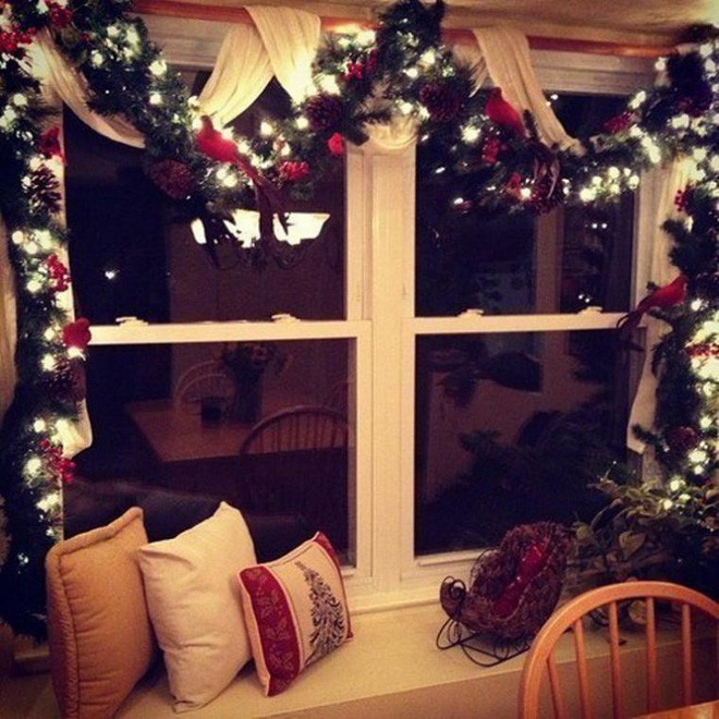 Mang không khí Giáng sinh đến từng khung cửa sổ nhà bạn với hàng loạt ý tưởng trang trí sáng tạo - Ảnh 4.