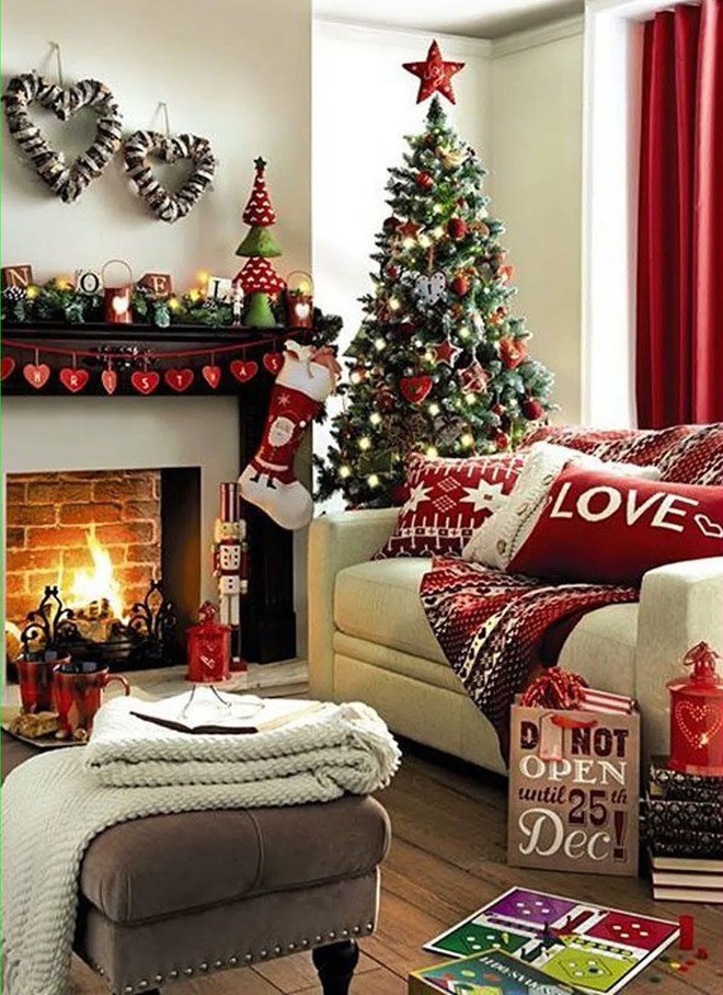 Những kiểu trang trí phòng khách đậm chất Giáng sinh nhìn đã thấy an lành - Ảnh 4.