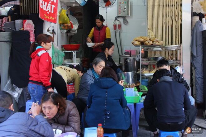 Bún ngan chặt Phùng Hưng: Mê mẩn món cổ nhừ nổi tiếng gần 20 năm ở Hà Nội - Ảnh 4.