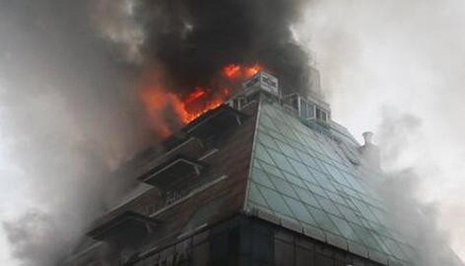 Nhà xe cháy rụi, khung cảnh tan hoang từ vụ cháy lớn nhất lịch sử Hàn Quốc làm 29 người thiệt mạng - Ảnh 4.