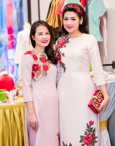 Phát hờn vì nhan sắc mẹ sao Việt xinh trẻ chẳng kém cạnh con gái - Ảnh 11. Phát hờn vì nhan sắc mẹ sao Việt xinh trẻ chẳng kém cạnh con gái - Ảnh 11.