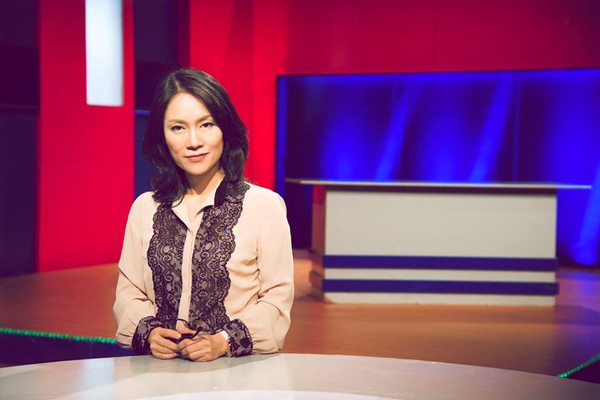 Nhà báo Tạ Bích Loan sẽ thay thế vị trí của MC Lại Văn Sâm từ ngày 1/7 - Ảnh 2.