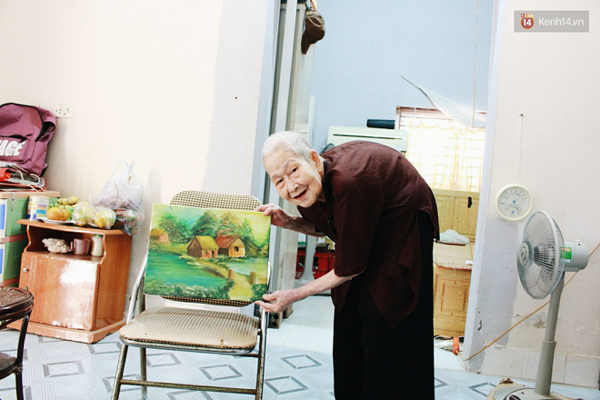 Gặp cụ bà 97 tuổi được phong sành sỏi Internet nhất Việt Nam: Tôi bị ung thư 3 năm nay, nhưng còn sức thì còn học! - Ảnh 5.
